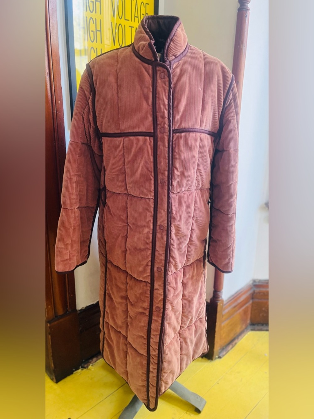 Long 70s Vintage Quilted Corduroy Coat in Dusty Rose w/ Snap Buttons